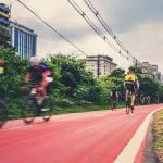 Torino, approvate le colonnine con compressori sulle piste ciclabili
