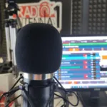 Su Radio Antenna Uno. La luce? Migliora le prestazioni di studio e di lavoro