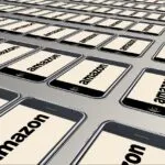 Lavoratrice sospesa perché troppo tempo in bagno: arriva la risposta di Amazon