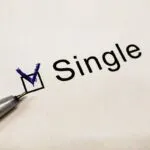 L’Italia è un Paese di single, superano le coppie con figli