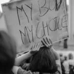 Manifestazione in Piazza a Torino per celebrare il diritto all’aborto libero e sicuro – Legge 194/78