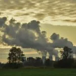 “Nostro figlio si è ammalato per lo smog di Torino, che la Regione paghi il danno”