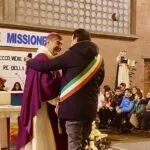 Moncalieri: il sindaco Paolo Montagna accoglie l’Arcivescovo per i 50 anni della chiesa San Vincenzo Ferreri