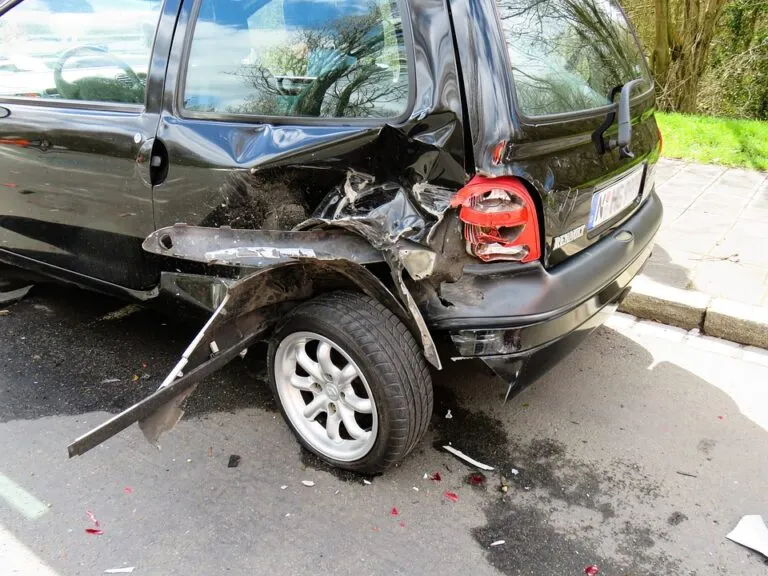 Moncalieri: pirata della strada provoca un incidente e scappa, ma viene individuato poco dopo.