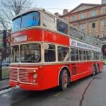 Scopri la città di Torino con lo storico bus a due piani di Italia ’61: tutte le info