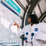 Viaggio nell’Infinito con “Gravità Zero – Radio Galattica per Autostoppisti”