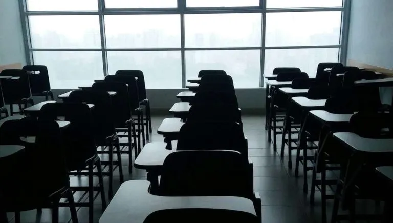 In Piemonte 333 docenti in meno: torna l’allarme classi sovraffollate