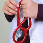 Mancano 500 pediatri di famiglia in Italia: carenze in Piemonte, Lombardia e Veneto