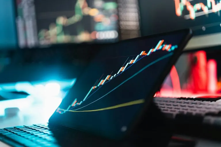 Rapporto Economico Sociale 2025 Piemonte: economia stabile, cresce l’occupazione