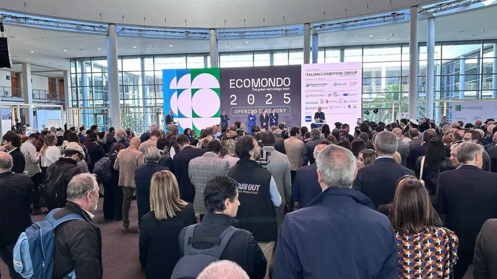 Il Movimento Internazionale Sociale “ALLATRA” a Ecomondo 2025: Voci per un futuro sostenibile