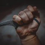 Torino, rapina con accoltellamento a Barriera Milano: arrestato un 24enne