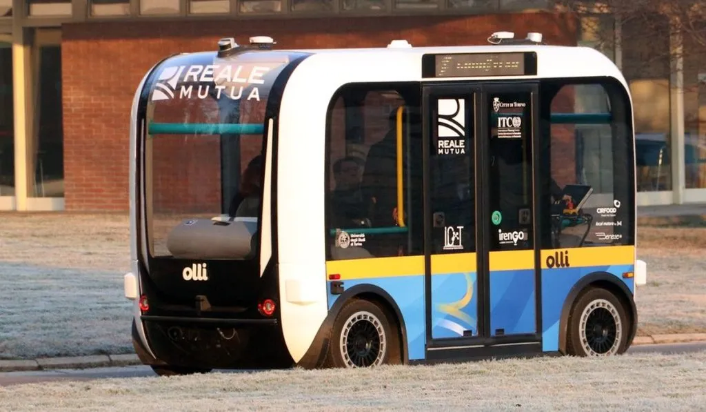 Mobilità del futuro a Torino: entra in azione la navetta autonoma